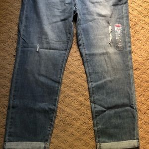 Levi’s mid rise skinny crop jeans